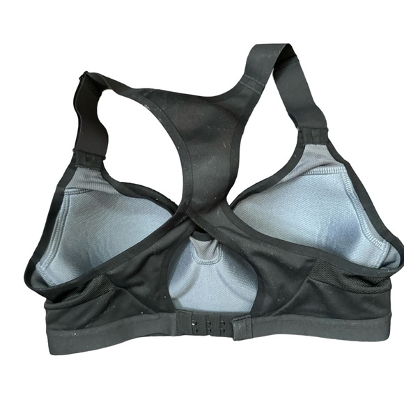 Victorias Secret black sports bra 32B - Picture 2 of 3